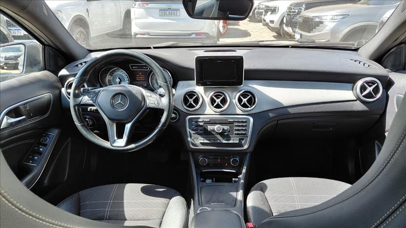  GLA 200  1.6 CGI Advance 16V Turbo 7