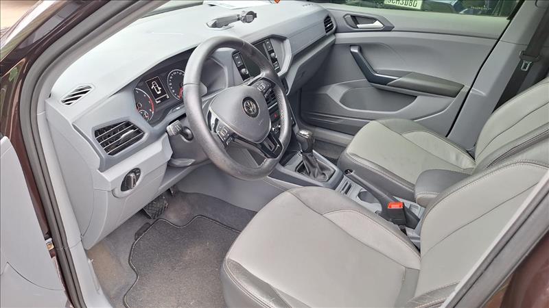  T-CROSS  1.0 200 TSI 4