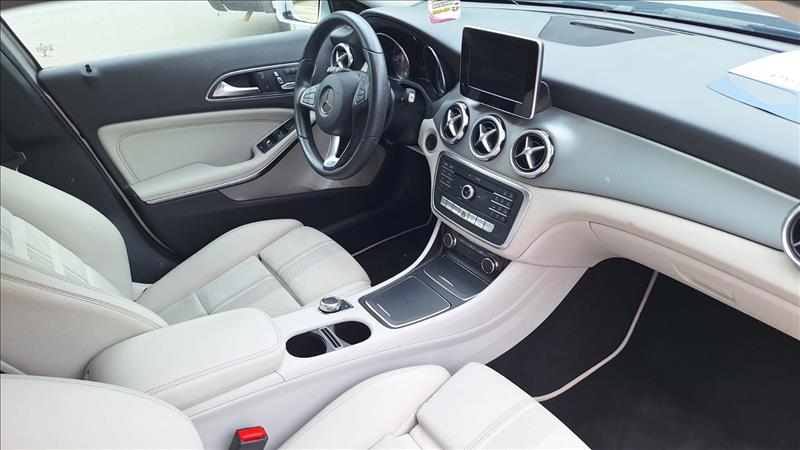  GLA 200  1.6 CGI Style 7g-dct 7