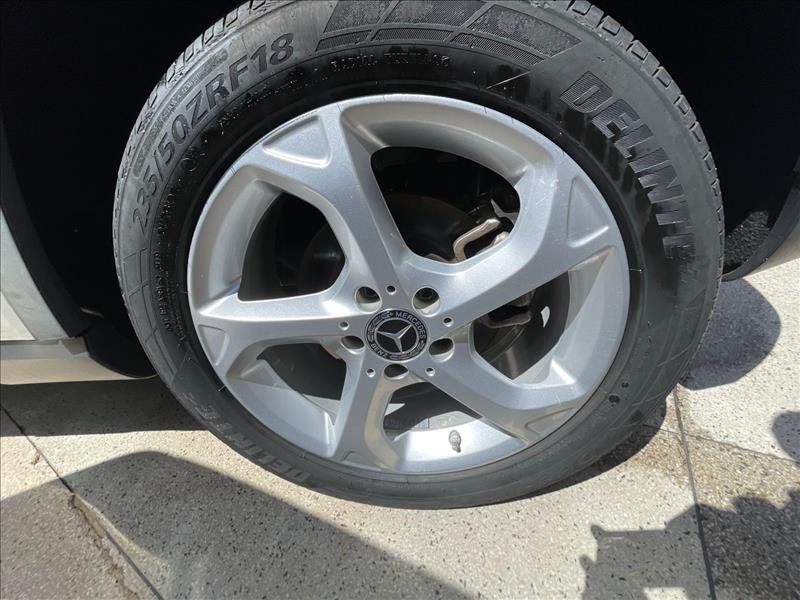  GLA 200  1.6 CGI Style 7g-dct 5