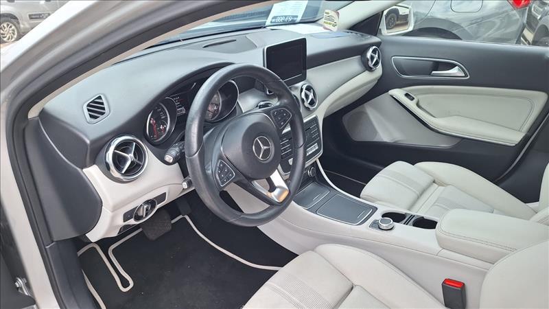  GLA 200  1.6 CGI Style 7g-dct 12