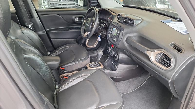  RENEGADE  1.8 16V Longitude 7