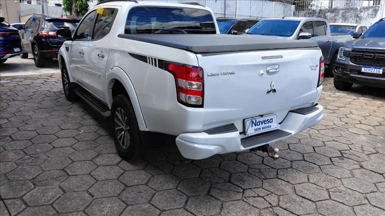 L200 TRITON  2.4 16V Turbo Sport HPE CD 4X4 3
