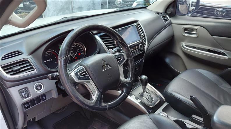  L200 TRITON  2.4 16V Turbo Sport HPE CD 4X4 7