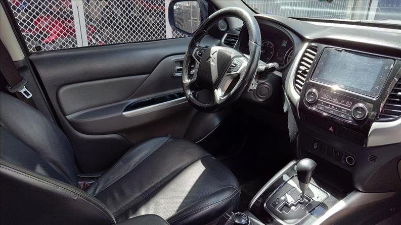  L200 TRITON  2.4 16V Turbo Sport HPE CD 4X4 10