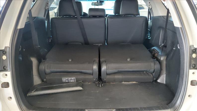  HILUX SW4  2.8 D-4d Turbo SRX 7L 4X4 10