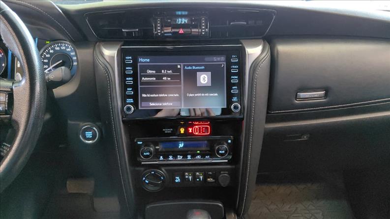  HILUX SW4  2.8 D-4d Turbo SRX 7L 4X4 8
