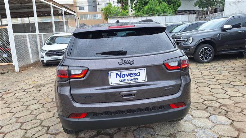  COMPASS  1.3 T270 Turbo Longitude 4