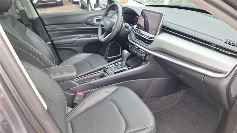  COMPASS  1.3 T270 Turbo Longitude 7