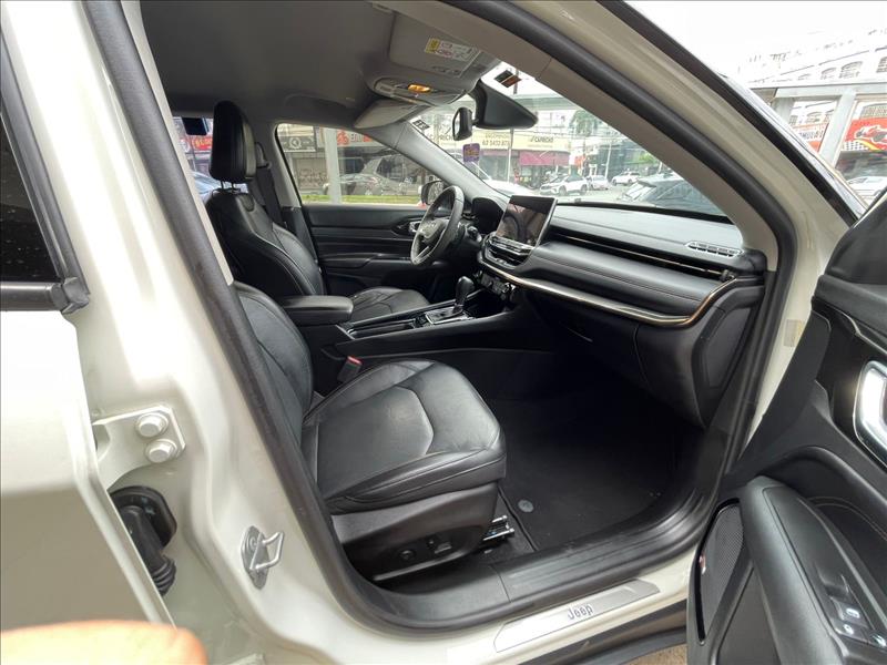  COMPASS  1.3 T270 Turbo Limited 9