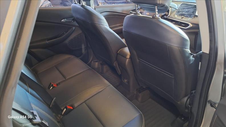  TRACKER  1.2 Turbo Premier 3