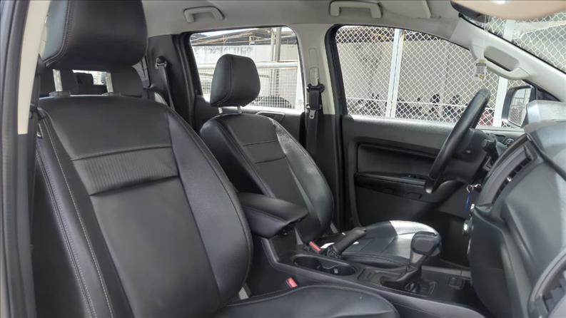  RANGER  2.2 Black 4X2 CD 16V 9