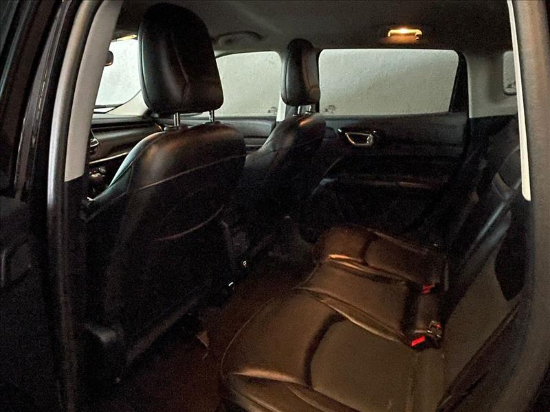  COMPASS  1.3 T270 Turbo Limited 6