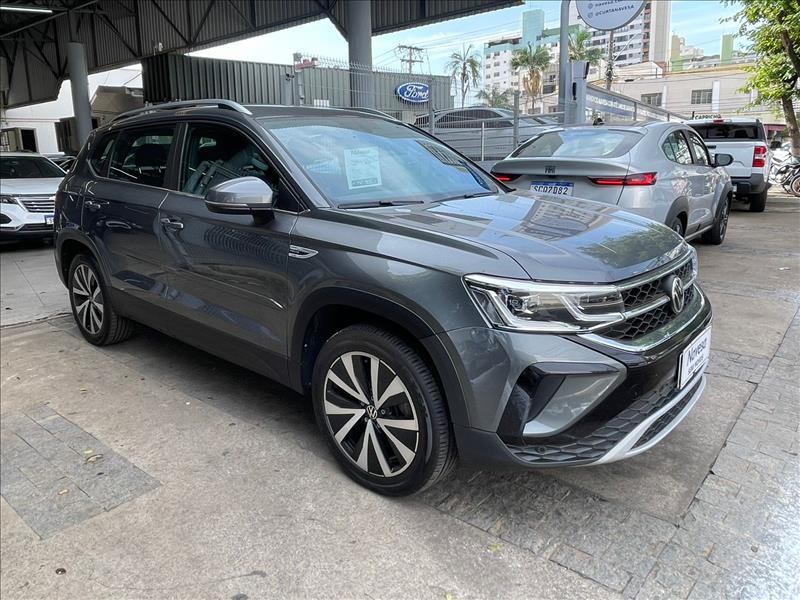  TAOS  1.4 250 TSI Highline 2