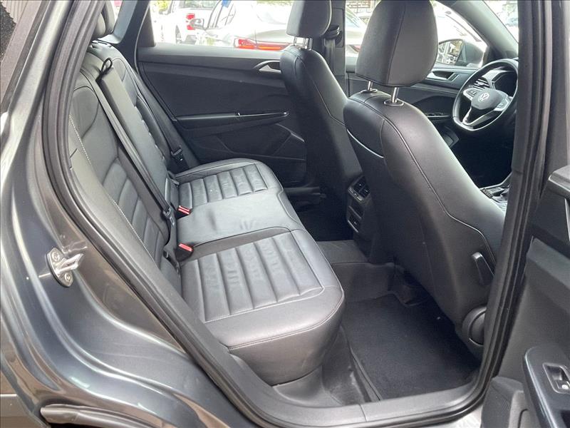  TAOS  1.4 250 TSI Highline 8