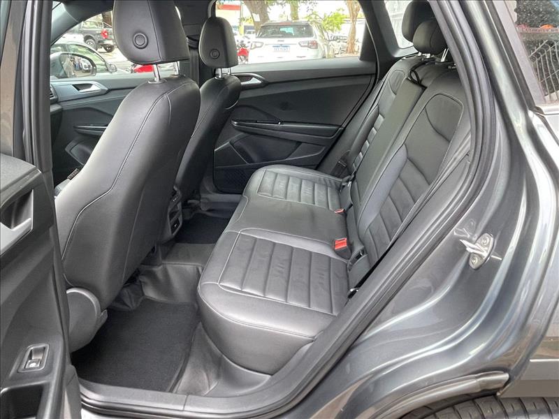  TAOS  1.4 250 TSI Highline 7