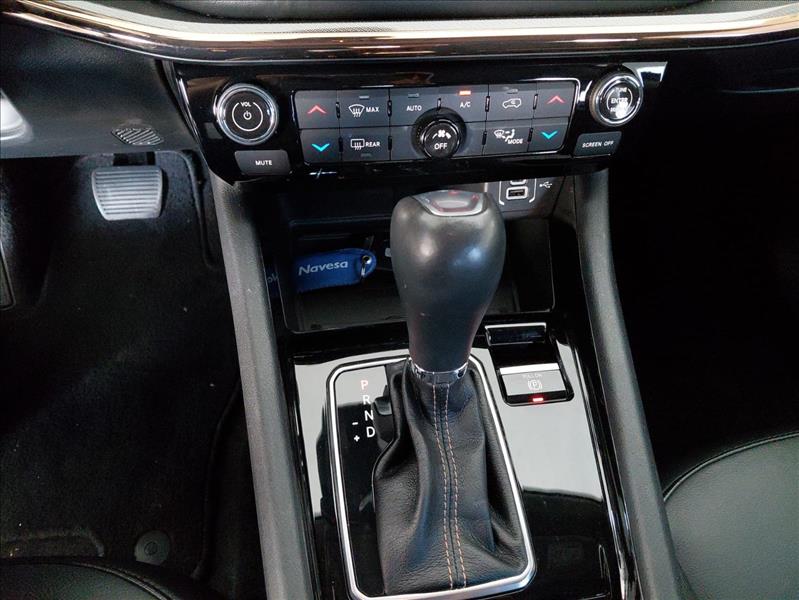  COMPASS  1.3 T270 Turbo Limited 13