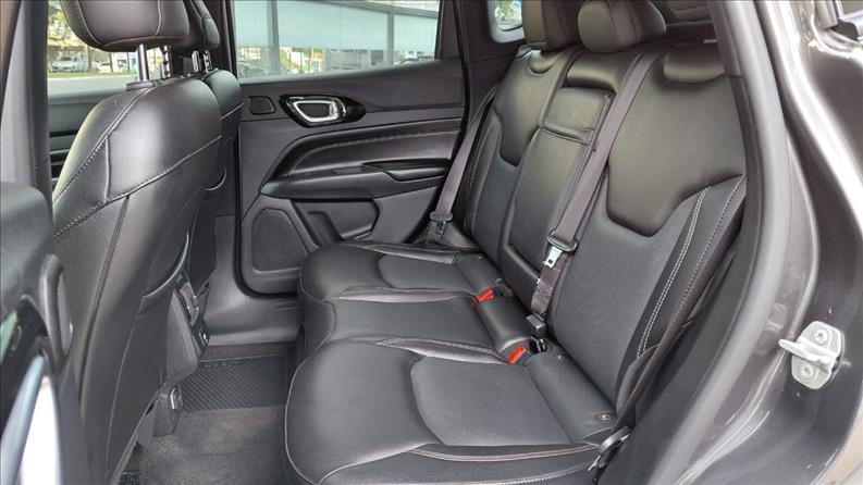  COMPASS  1.3 T270 Turbo Longitude 7