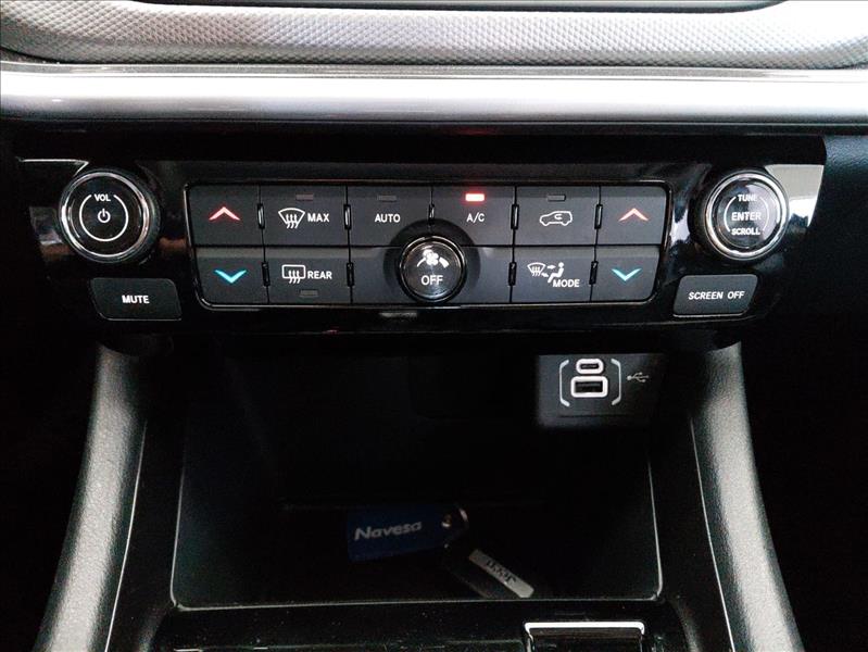  COMPASS  1.3 T270 Turbo Longitude 12