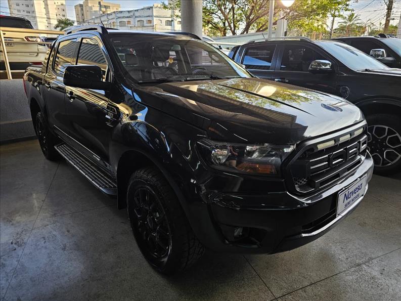  RANGER  2.2 Black 4X2 CD 16V 1