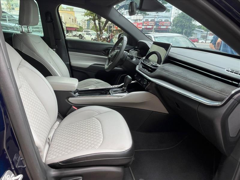  COMMANDER  1.3 T270 Turbo Limited 11