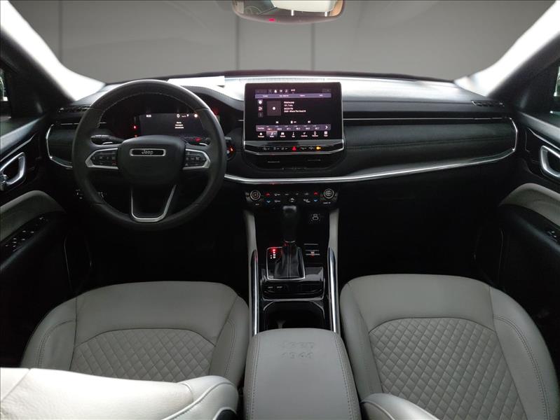  COMMANDER  1.3 T270 Turbo Limited 9