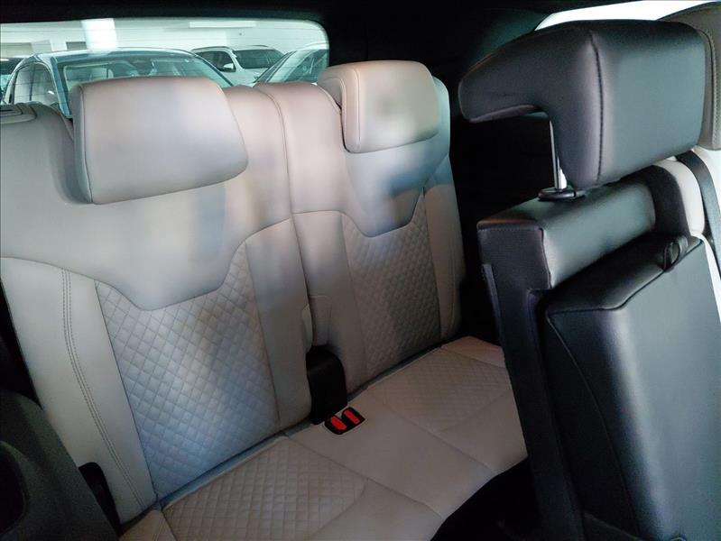  COMMANDER  1.3 T270 Turbo Limited 13