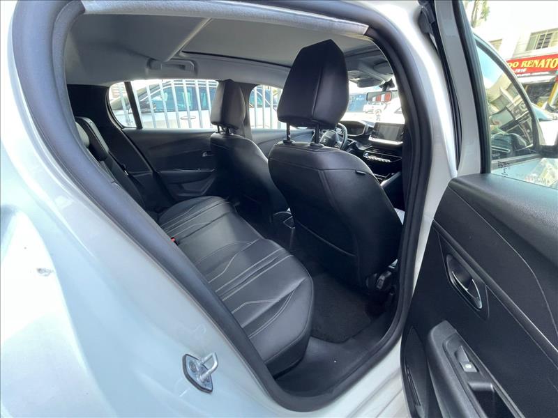  208  1.6 16V Allure 9