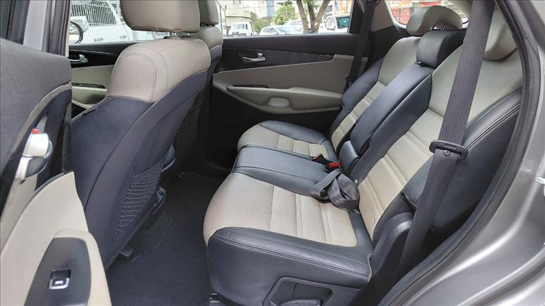  SORENTO  3.5 V6 EX 7L AWD 8