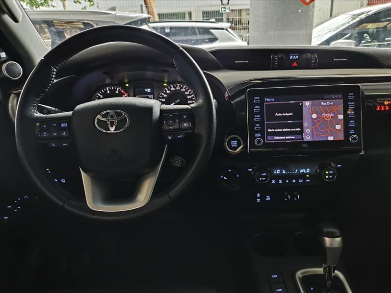  HILUX  2.8 D-4d Turbo CD SRX 4X4 6