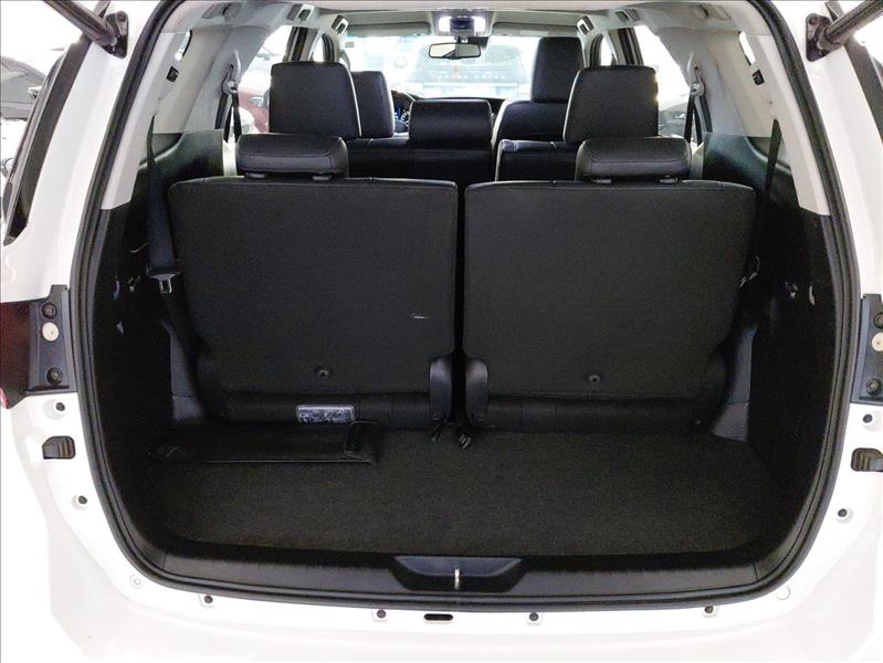  HILUX SW4  2.8 D-4d Turbo SRX 7L 4X4 11