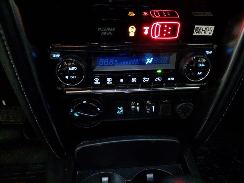  HILUX SW4  2.8 D-4d Turbo SRX 7L 4X4 14