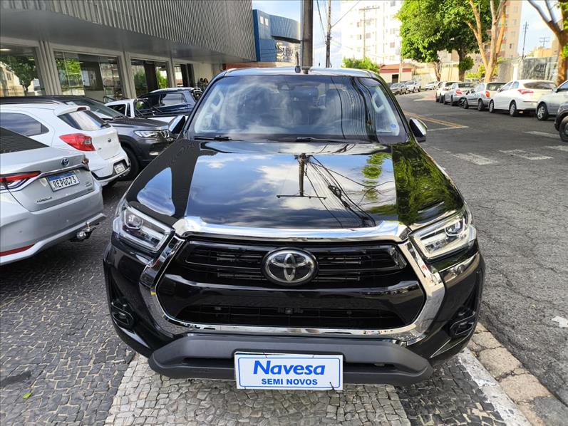 HILUX  2.8 D-4d Turbo CD SRX 4X4 2