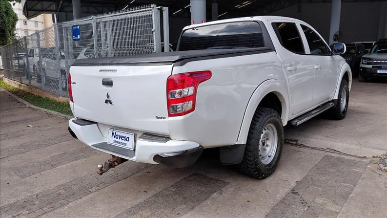  L200 TRITON  2.4 16V Turbo GL CD 4X4 2