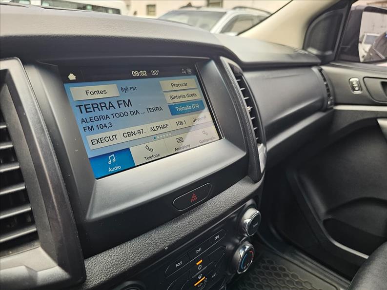  RANGER  2.2 Black 4X2 CD 16V 8