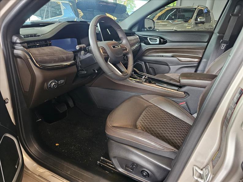  COMMANDER  1.3 T270 Turbo Overland 5