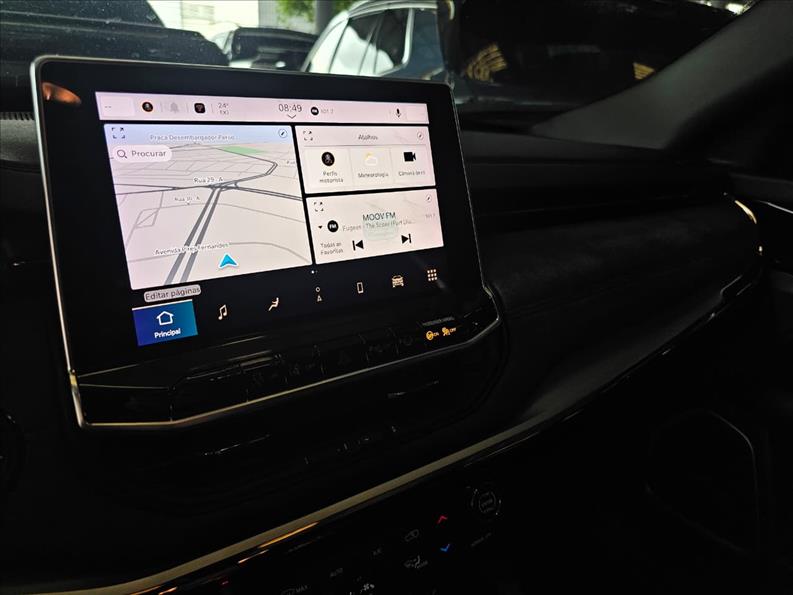  COMMANDER  1.3 T270 Turbo Overland 9