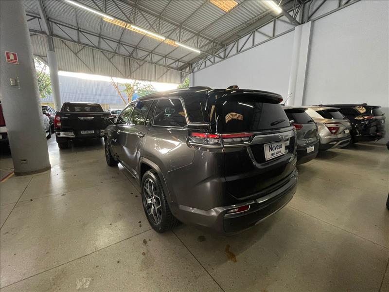  COMMANDER  1.3 T270 Turbo Overland 6