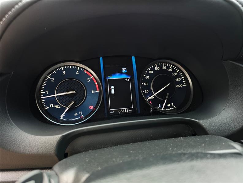  HILUX SW4  2.8 D-4d Turbo SRX 7L 4X4 11