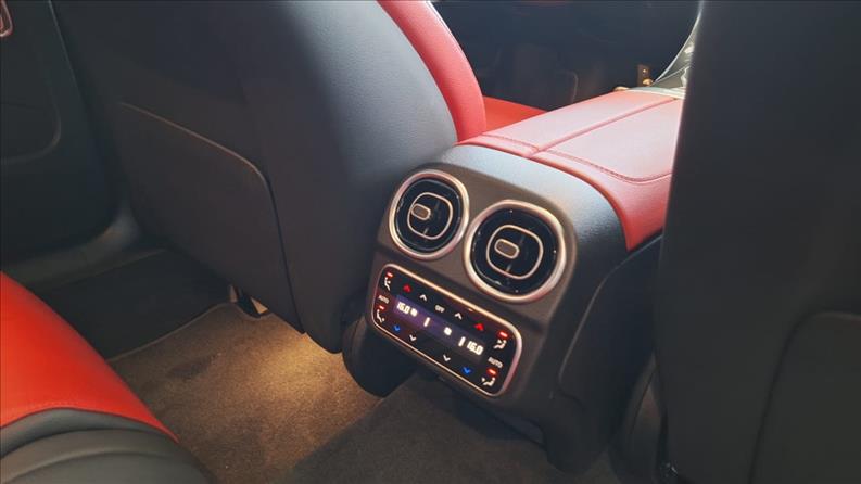  C 300  2.0 EQ Boost AMG Line 7