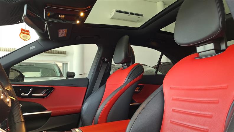  C 300  2.0 EQ Boost AMG Line 12