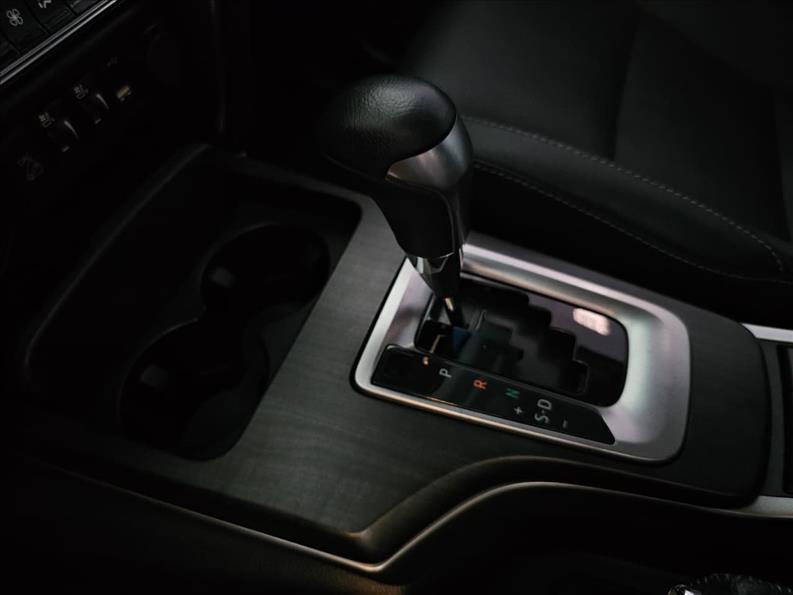  HILUX SW4  2.8 D-4d Turbo SRX 7L 4X4 10