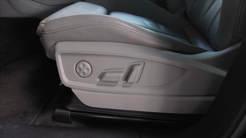  Q5  2.0 45 TFSI S-line Quattro S Tronic 15