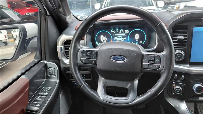  F-150  5.0 V8 CD Lariat FX4 5