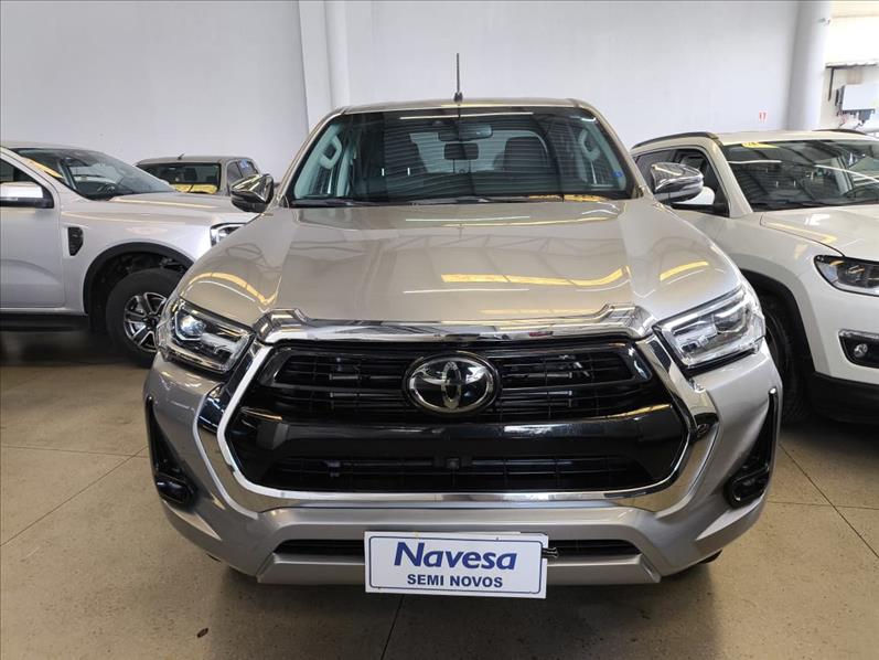  HILUX  2.8 D-4d Turbo CD SRX 4X4 1