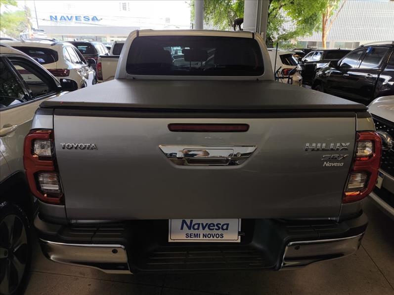  HILUX  2.8 D-4d Turbo CD SRX 4X4 3