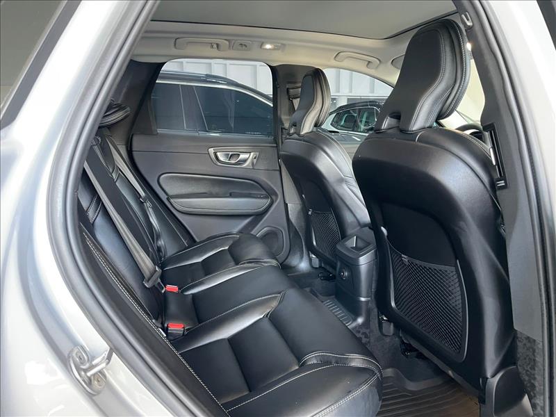  XC60  2.0 T8 Recharge Ultimate AWD Geartronic 4