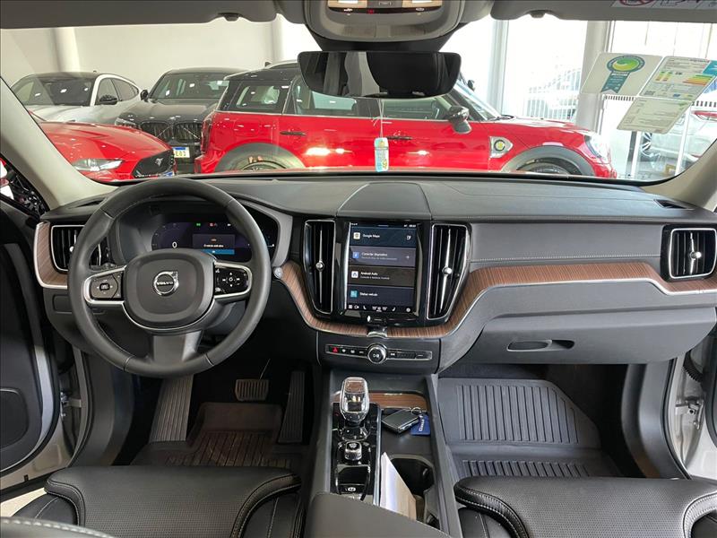  XC60  2.0 T8 Recharge Ultimate AWD Geartronic 5