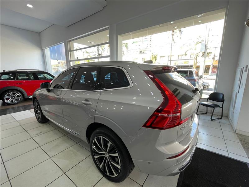  XC60  2.0 T8 Recharge Ultimate AWD Geartronic 10