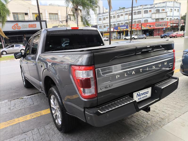  F-150  5.0 V8 CD Platinum FX4 8